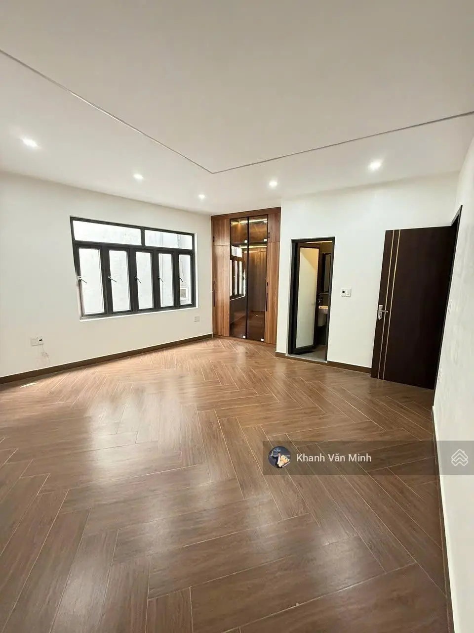 Nhà ngõ nông, ngang rộng. 51m2 x 4 tầng, giá 3 tỷ 560