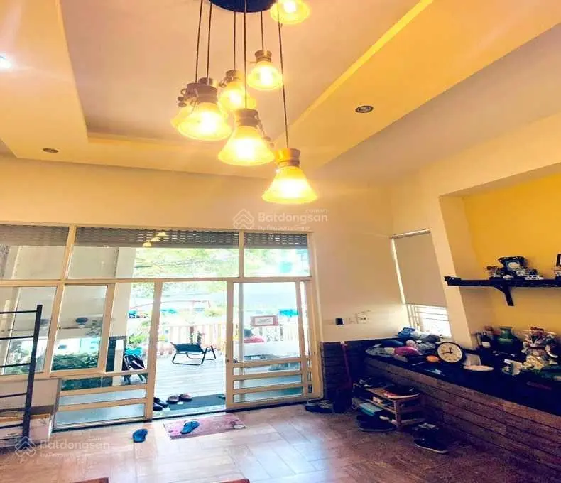 Hẻm 8m thông tứ phía Cộng Hòa, P.4, Tân Bình, 87m2, 5 tầng, ngang 5,1m