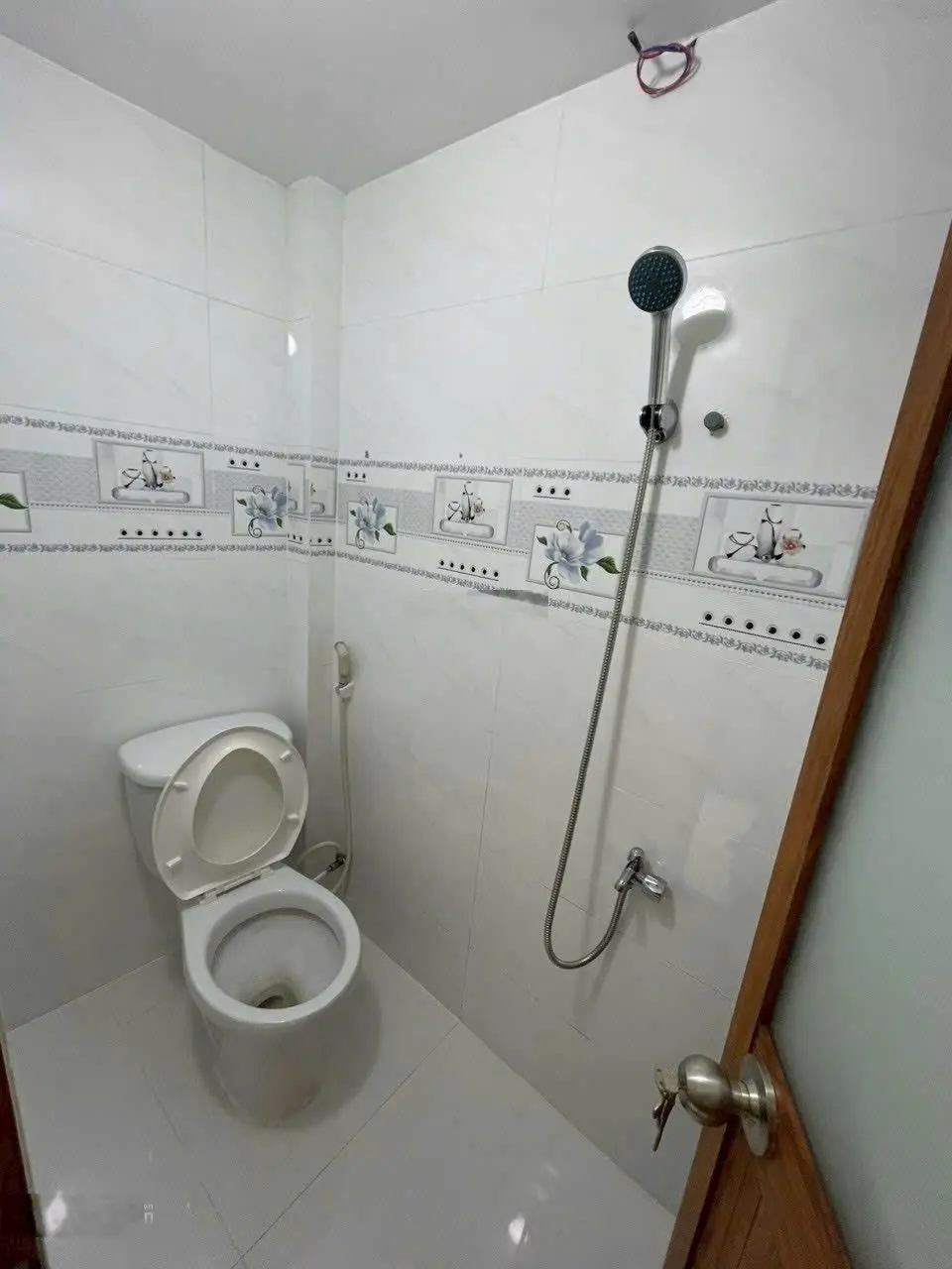 [ Quận 11 ] 2 tỷ 480 ( Nắm Chủ ) Chính chủ gởi bán nhà hẻm 1/ Lạc Long Quân P3 Q11