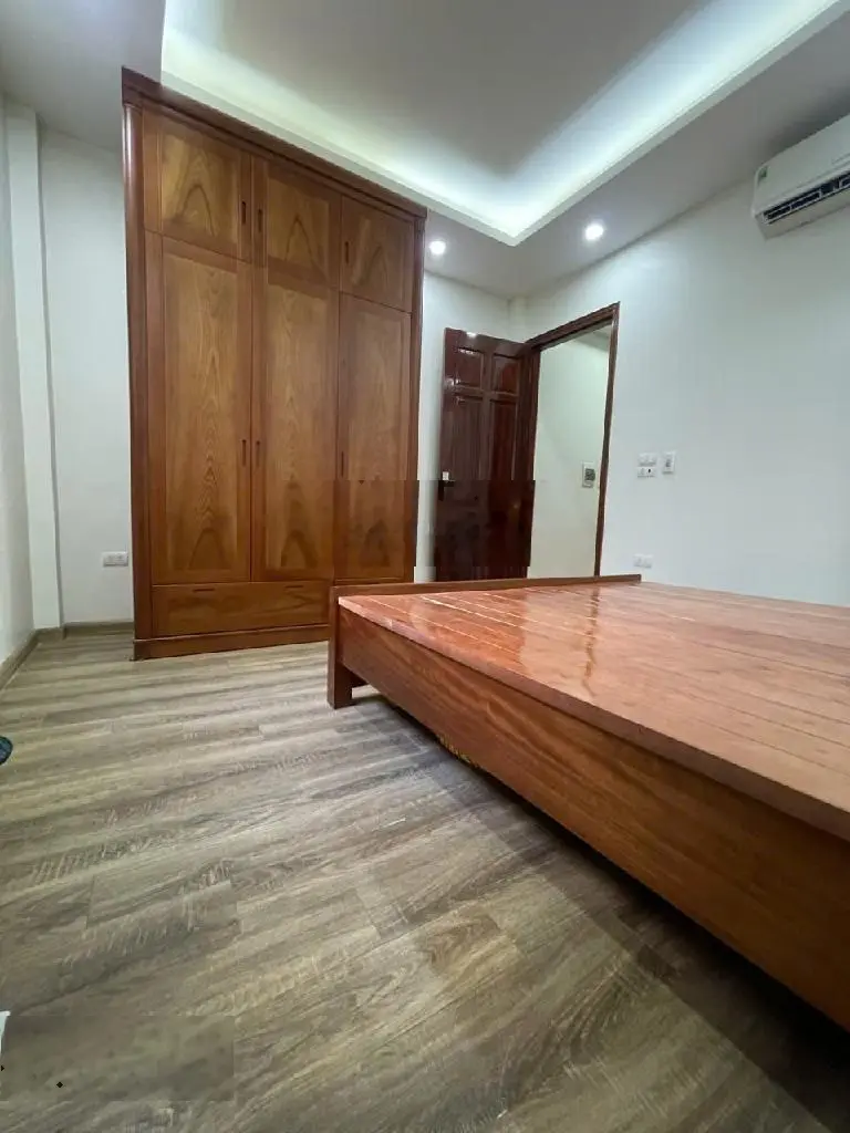 Chính chủ bán nhà 5 tầng đẹp lung linh tại Phùng Khoang, 45m, đầy đủ tiện nghi, giá chỉ 8.6 tỷ