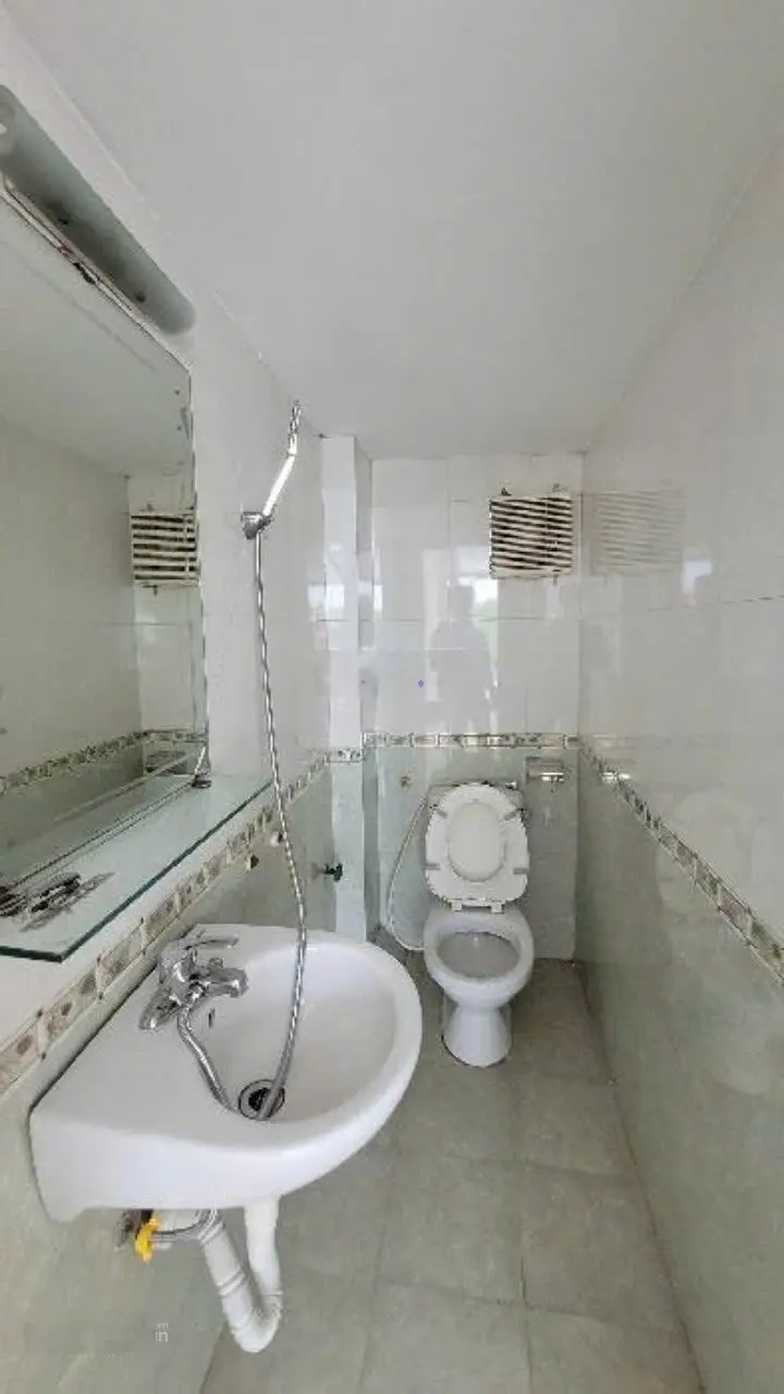 Bán nhà mặt phố Nguyễn Trãi - 6 tầng - vỉa hè kinh doanh ngày đêm - mặt tiền 4.1m - 15,8 tỷ