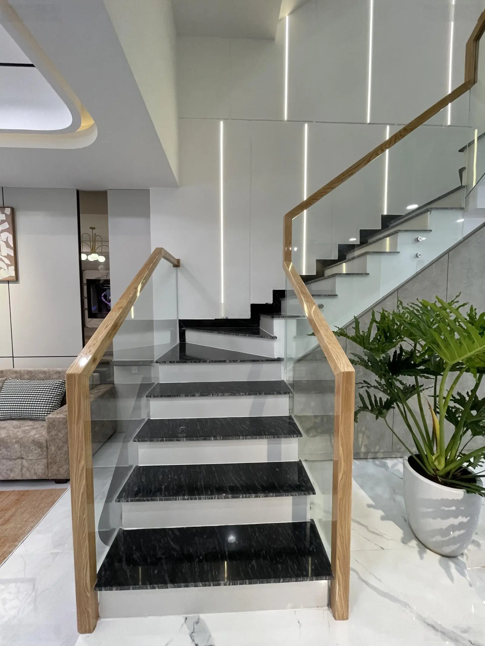 Siêu phẩm nhà xây mới gói 5 Mỹ Gia, Vĩnh Thái, Nha Trang. GIÁ CHỈ 7tỷ550tr