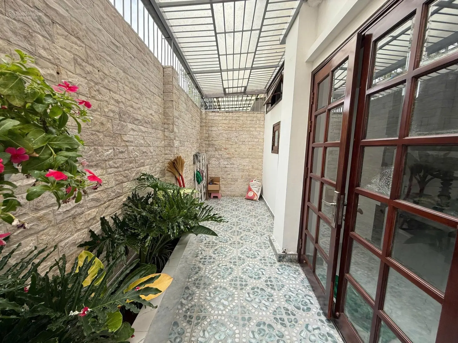 [HOT HOT]Mặt tiền Phạm Công Trứ, gần Ủy Ban Q2,3 tầng 1 sân thượng 240m2(98m2),nhà mới đẹp.Giá 17Ty