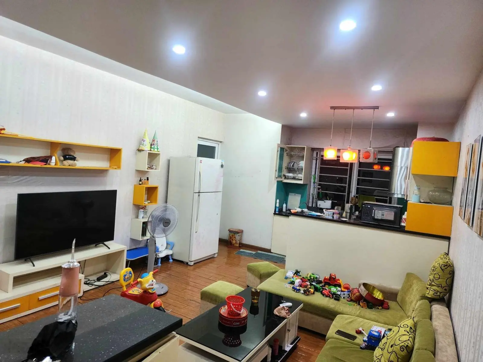 Bán căn góc 116m2 tòa B Tân Việt Tower full nội thất giá chỉ 20tr/m2