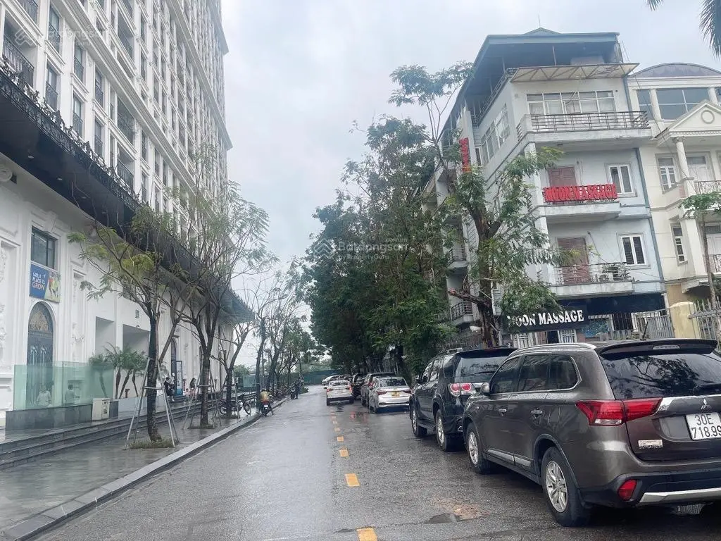 Bán nhà phố Đình Thôn ô tô tránh kinh doanh đỉnh 95m2 x 5,5m mặt tiền giá thương lượng