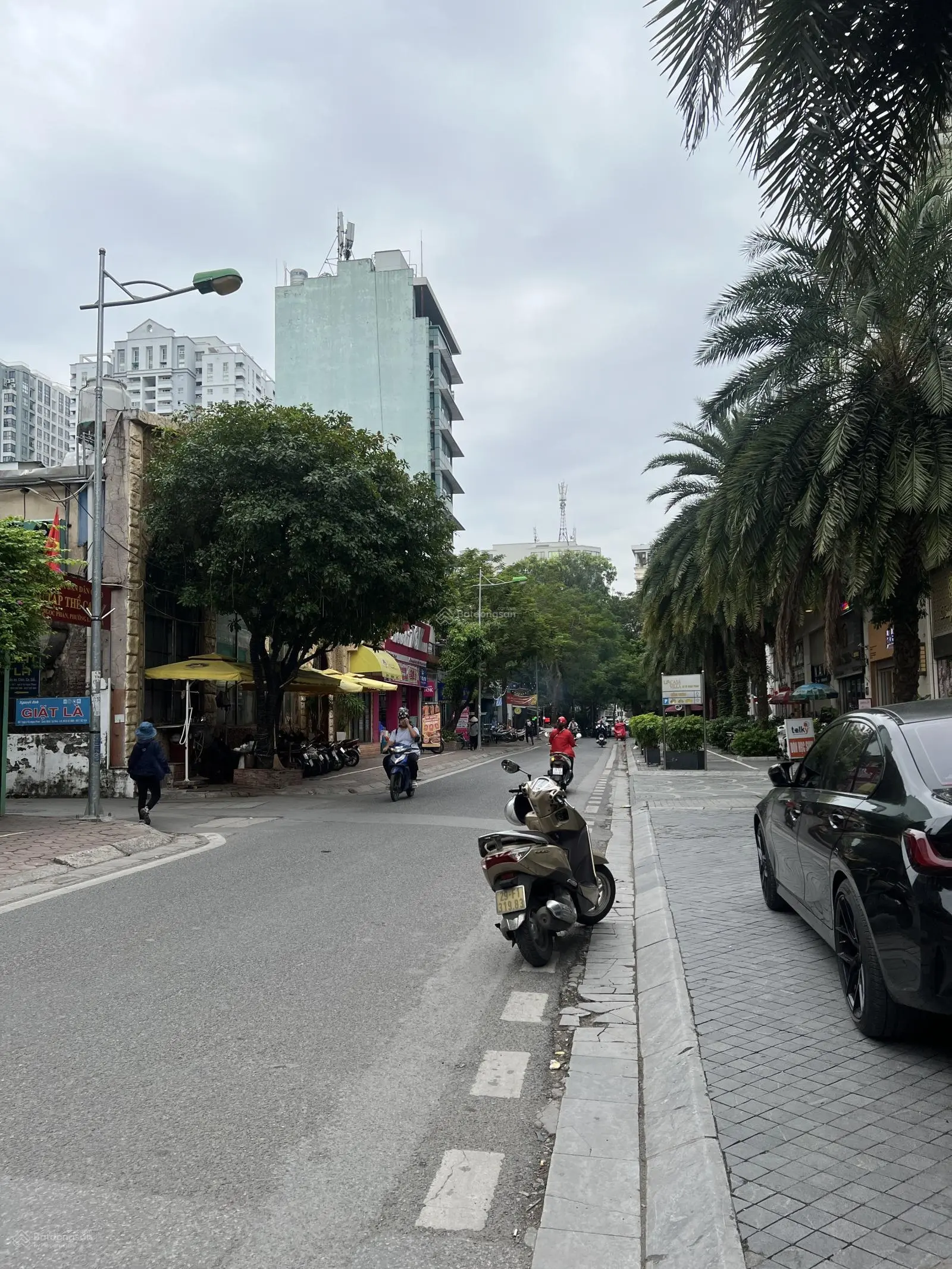 Ô tô! Vũ Ngọc Phan - phân lô kinh doanh - ngõ thông mạnh