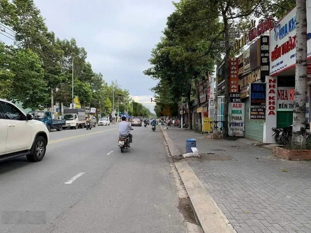 Bán nhà mặt tiền Lê Hồng Phong Phú Hoà