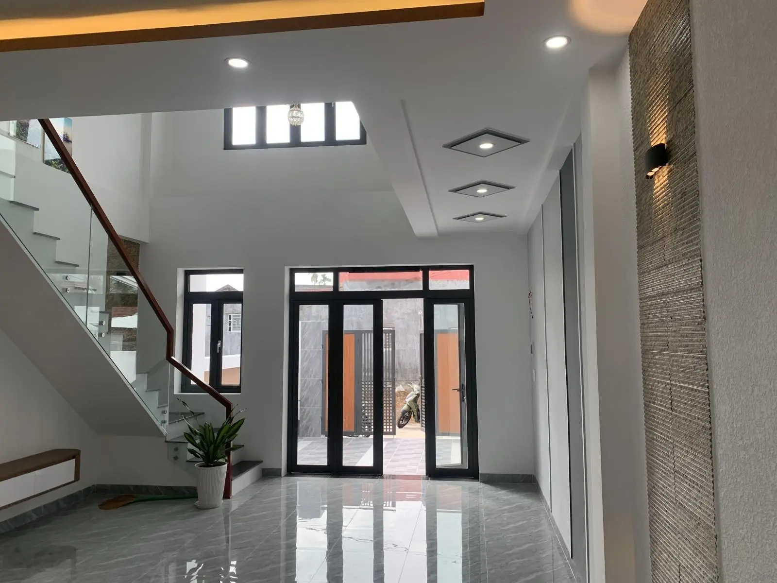 Bán nhà 2 tầng diên phú diên khánh