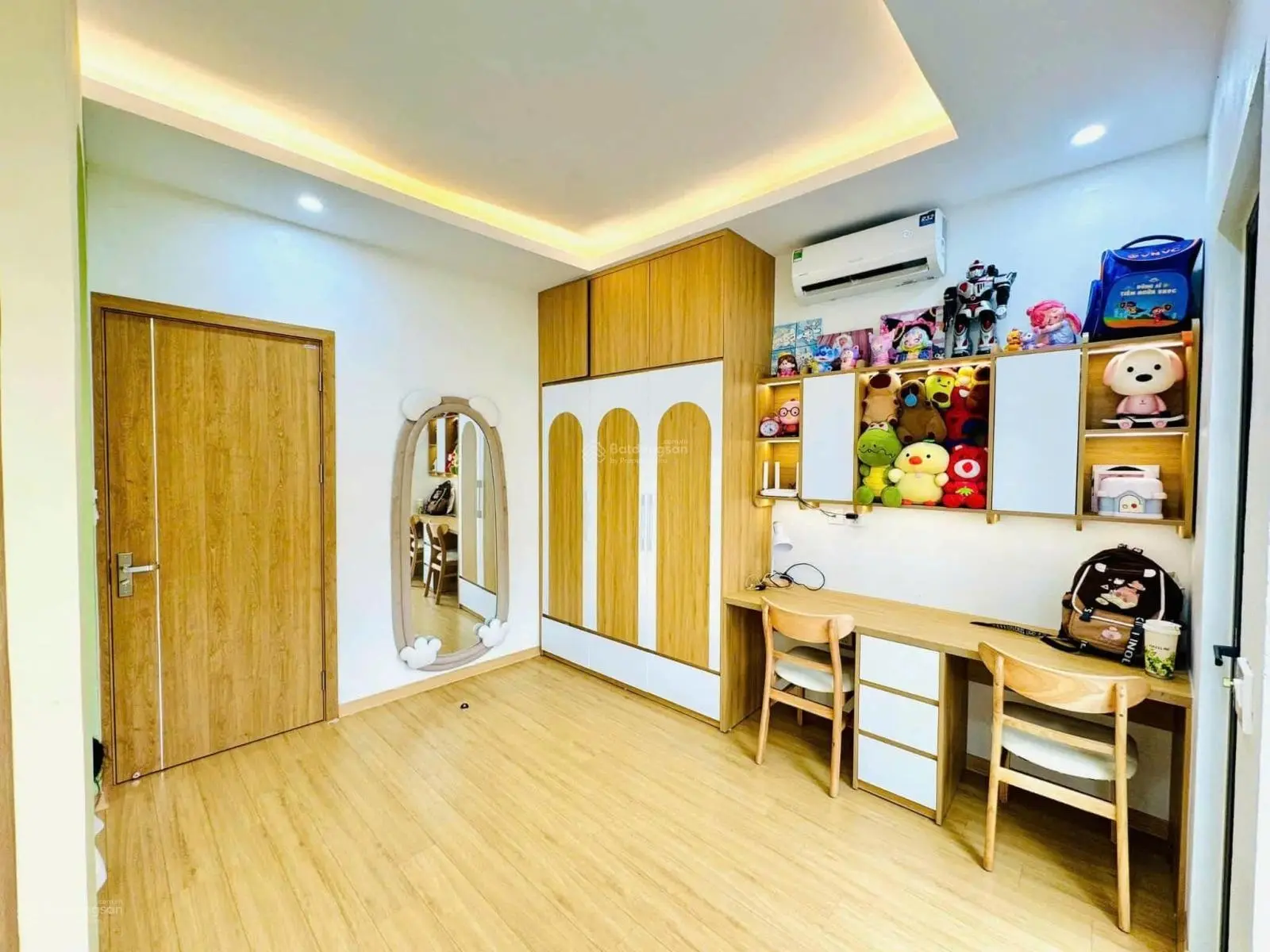 Bán nhà lô góc Văn Phú view công viên có thang máy giá chỉ 10.5 tỷ