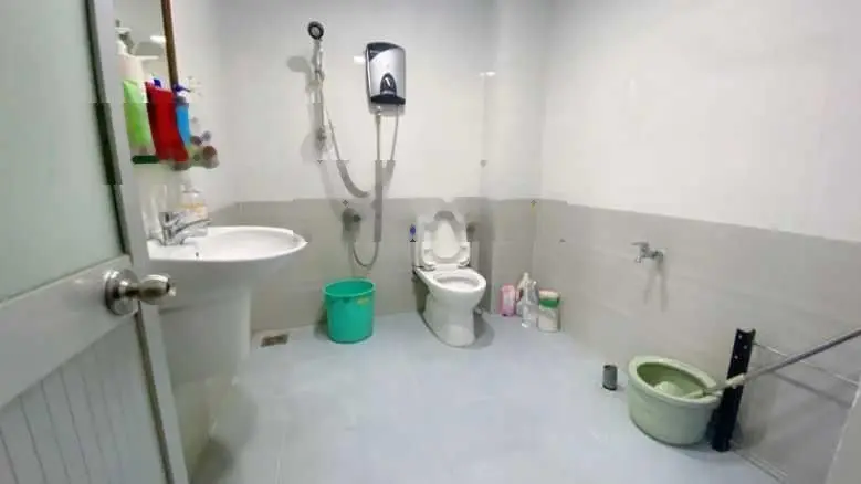 Bán nhà giảm giá mặt tiền quận Phú Nhuận gần sân bay Tân Sơn Nhất 70 m2, 18 tỷ 600