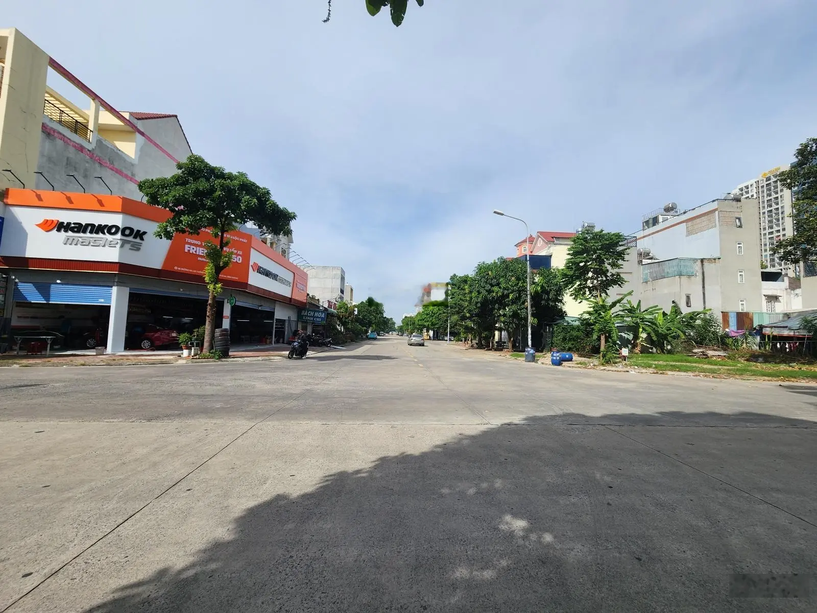 Bán nhà SHR, trục chính KĐT TMDV Sóng Thần, kế Vincom 550, Dĩ An, chỉ hơn 4 tỷ