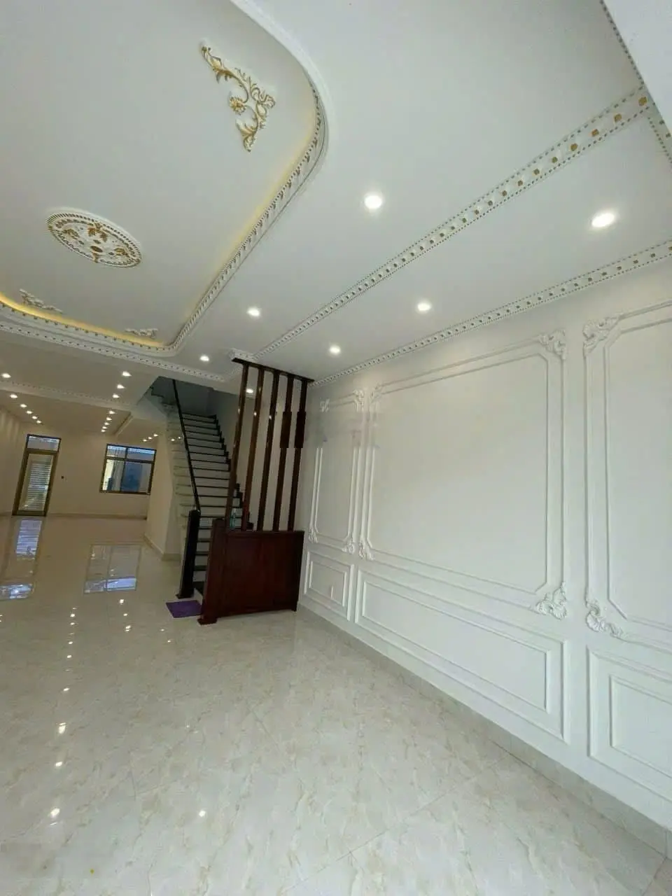 Bán Shophouse view đẹp tại Lakeside Palace, 55 triệu / m2, 100 m2