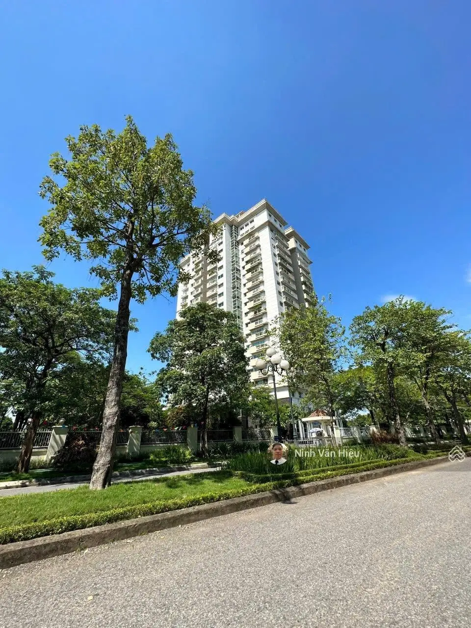 Bán nhanh căn chung cư tầng cao toà e ciputra hà nội 123m2 giá chỉ 7.5 tỷ