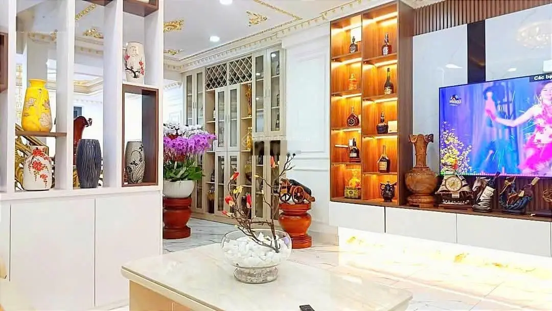 Bán nhà phố KDC Lộc Vừng gần Vạn Phúc city,Tặng full nội thất cao cấp 1T3L 4PN 5WC