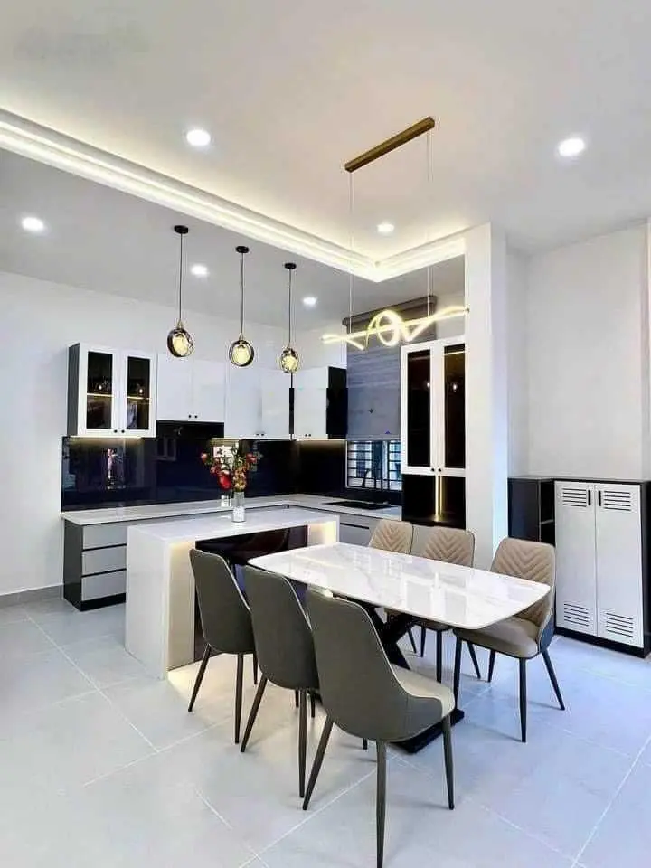 Đẳng cấp - sát mặt tiền Phan Đăng Lưu - P. 3 - Bình Thạnh. Ngang to (6x9m) 2 tầng + 3PN + HĐT 29tr