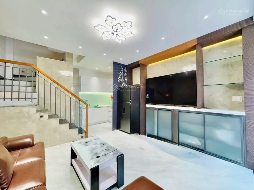 Chủ đi Canada bán GẤP.Nhà Yên Thế, P.2, Quận Tân Bình.DT 39,6m2.Giá 3ty050 còn TL,sổ riêng,Hẻm 6m