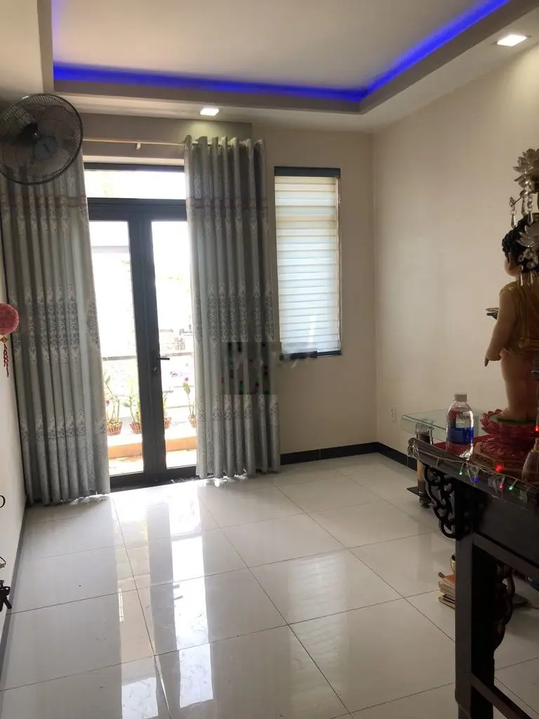 Bán nhà HXH Tỉnh Lộ 10, ngay chợ BTĐ, 40m2, 2 lầu sân thượng