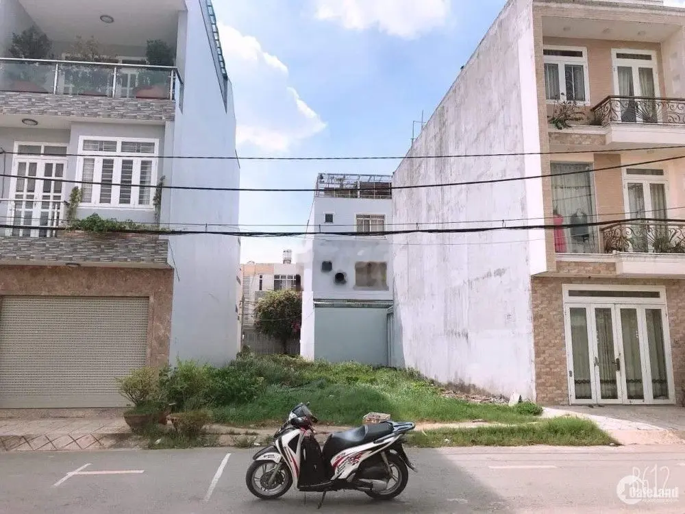 BÁN LÔ ĐẤT VUÔNG VỨC SIÊU ĐẸP NGAY MẶT TIỀN KHU NAM VIỆT Á
