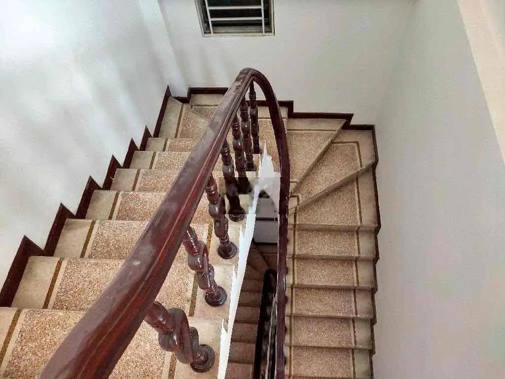 Mặt ngõ xã đàn sổ 52m2 x 4 tầng 5 ngủ - ngõ nông gần phố cách ôtô 20m