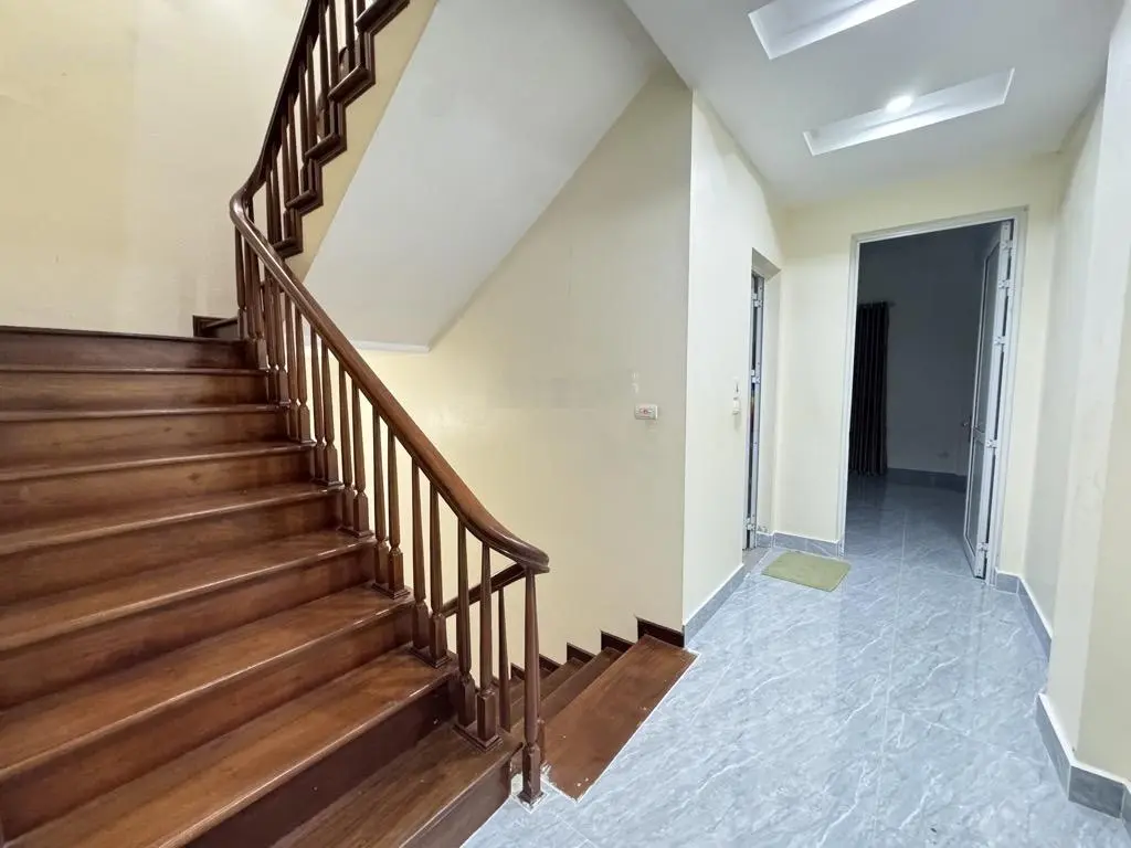 Bán gấp biệt thự liền kề khu đô thị vân canh đường trịnh văn bô vĩa hè đá bóng 4 tầng 110m2 16 ty