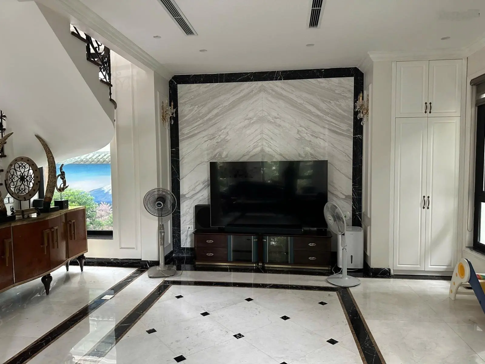 Chính chủ bán căn Đơn Lập Góc NQ22-02 283 m2 giá rẻ nhất Vinhomes The Harmony, LH 0963 892 ***