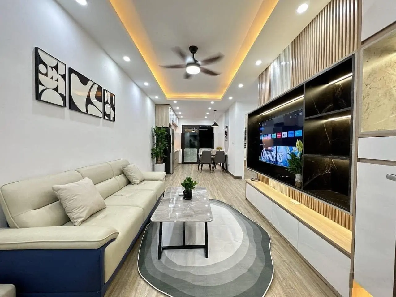 Bán nhà Lĩnh Nam 30mx5T, giá 4,5tỷ, 20m đường oto, 50m oto tránh, gần cầu Mai Động, hồ Vĩnh Hoàng