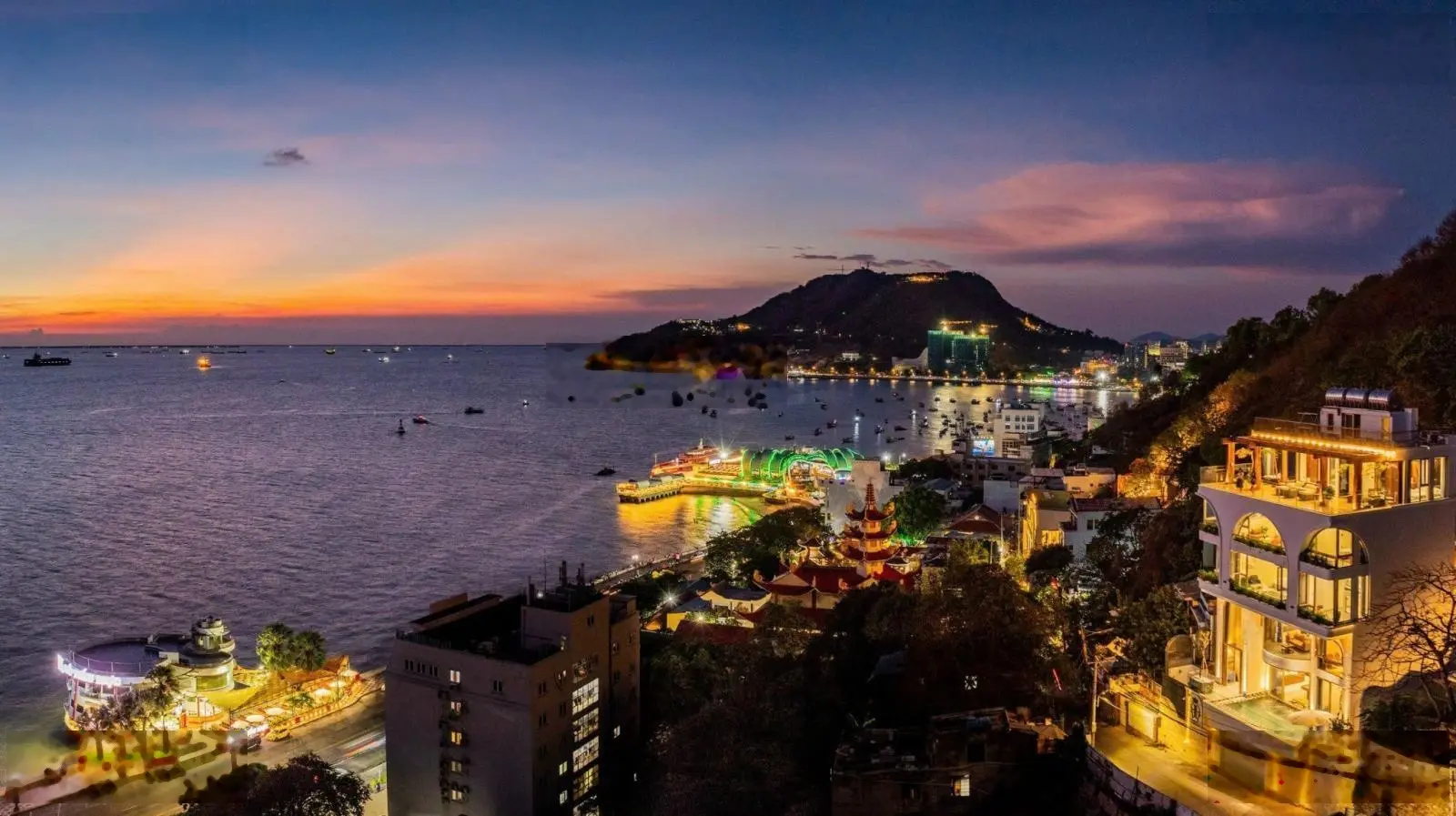 Bán Villa view biển bãi trước thành phố biển Vũng Tàu