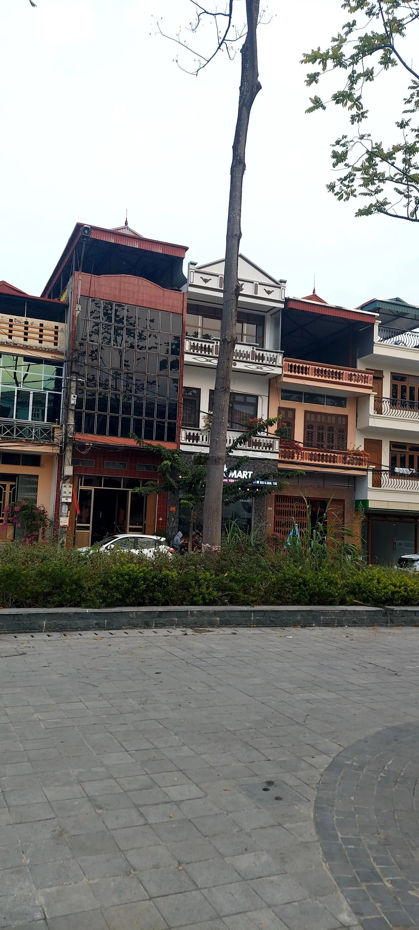 Bán gấp nhà 3 tầng mặt phố Nguyễn Trực, Huyền Kỳ, Hà Đông, Quốc lộ 21b