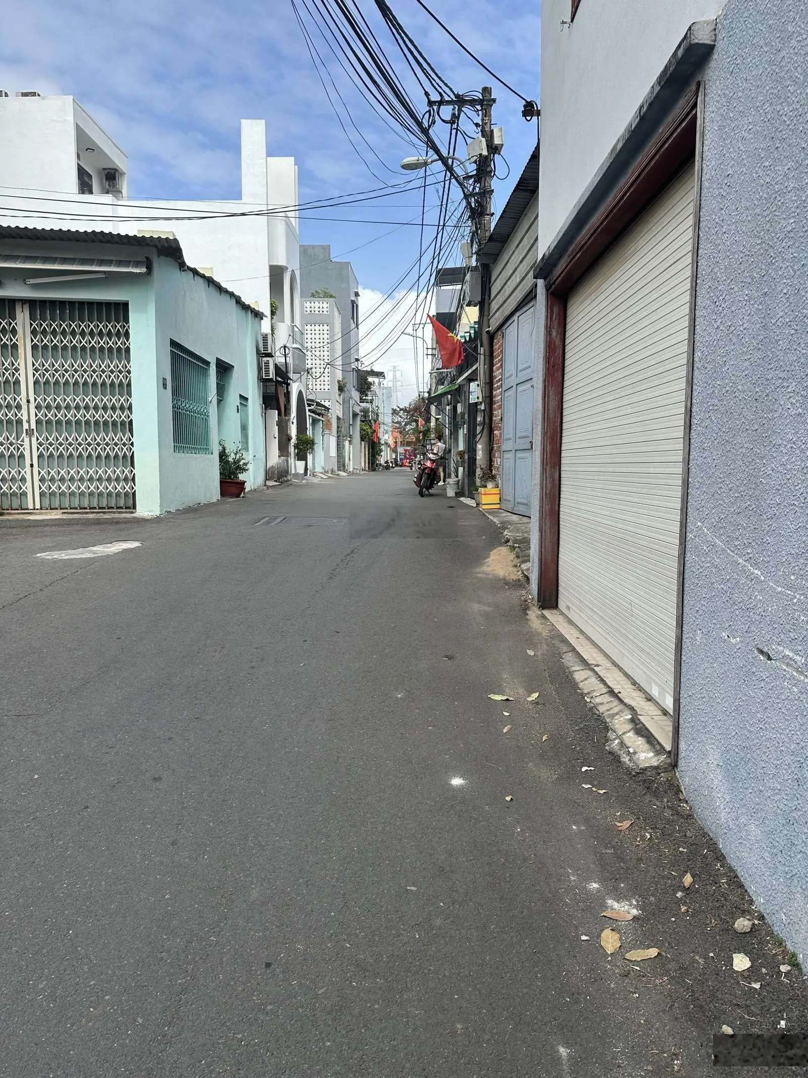 Giá rẻ bất ngờ chi có căn duy nhất kiệt ô tô 6m đường bùi tá hán, ngũ hành sơn