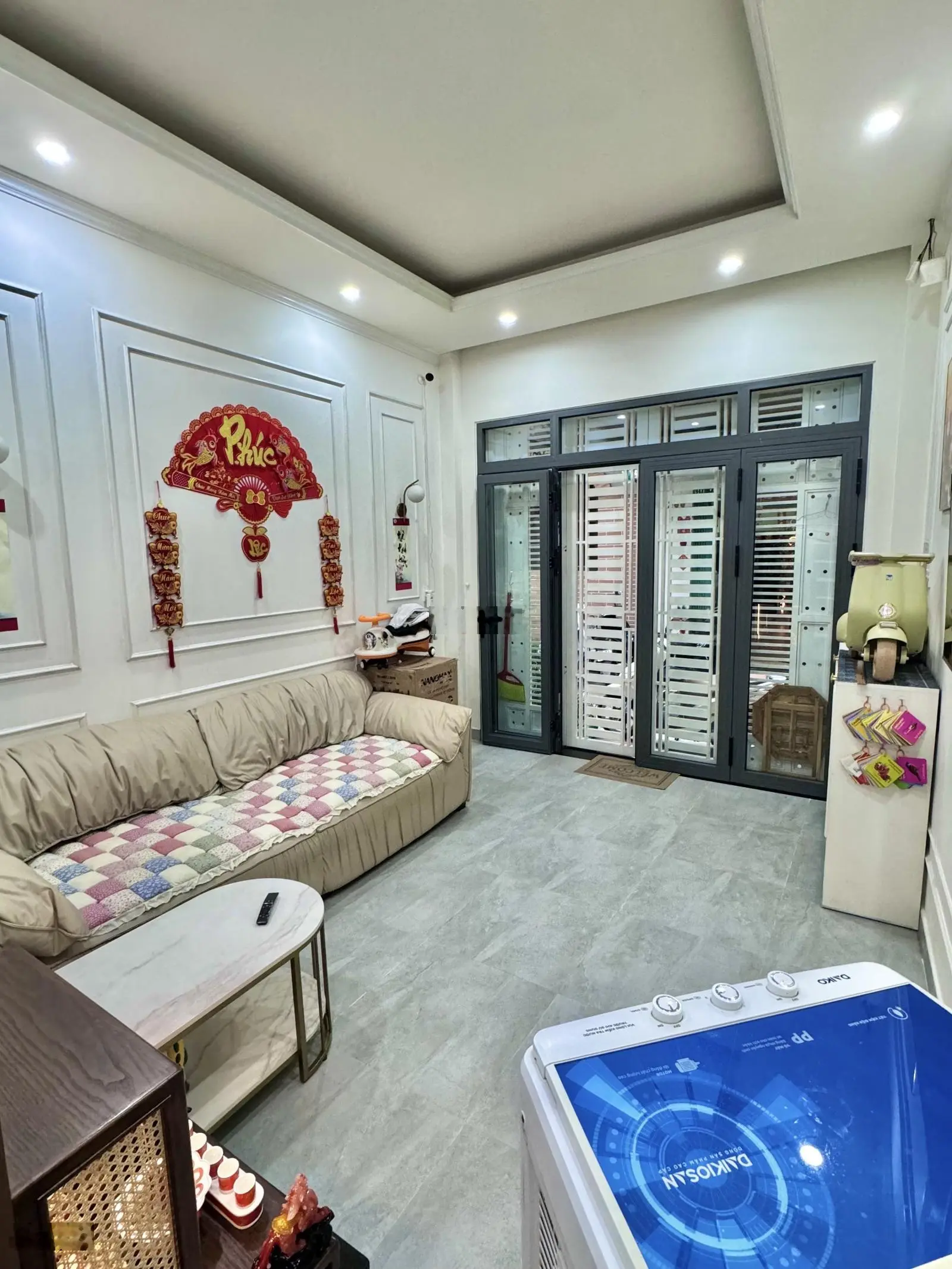 Bán nhà riêng 4PN, 4WC, 35m2 tại Âu Cơ, Phường 10, Tân Bình, 5,6 tỷ