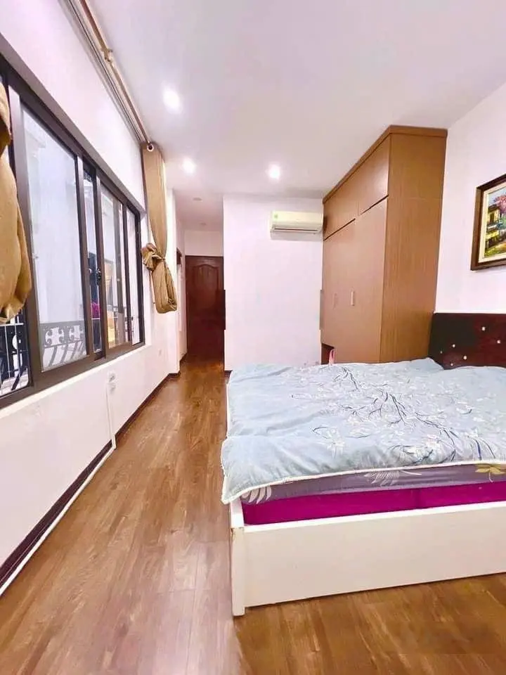 Cc bán gấp nhà phố đội nhân ba đình hn dt 42m 5t giá 12.7 tỷ có tl oto đỗ cửa kd