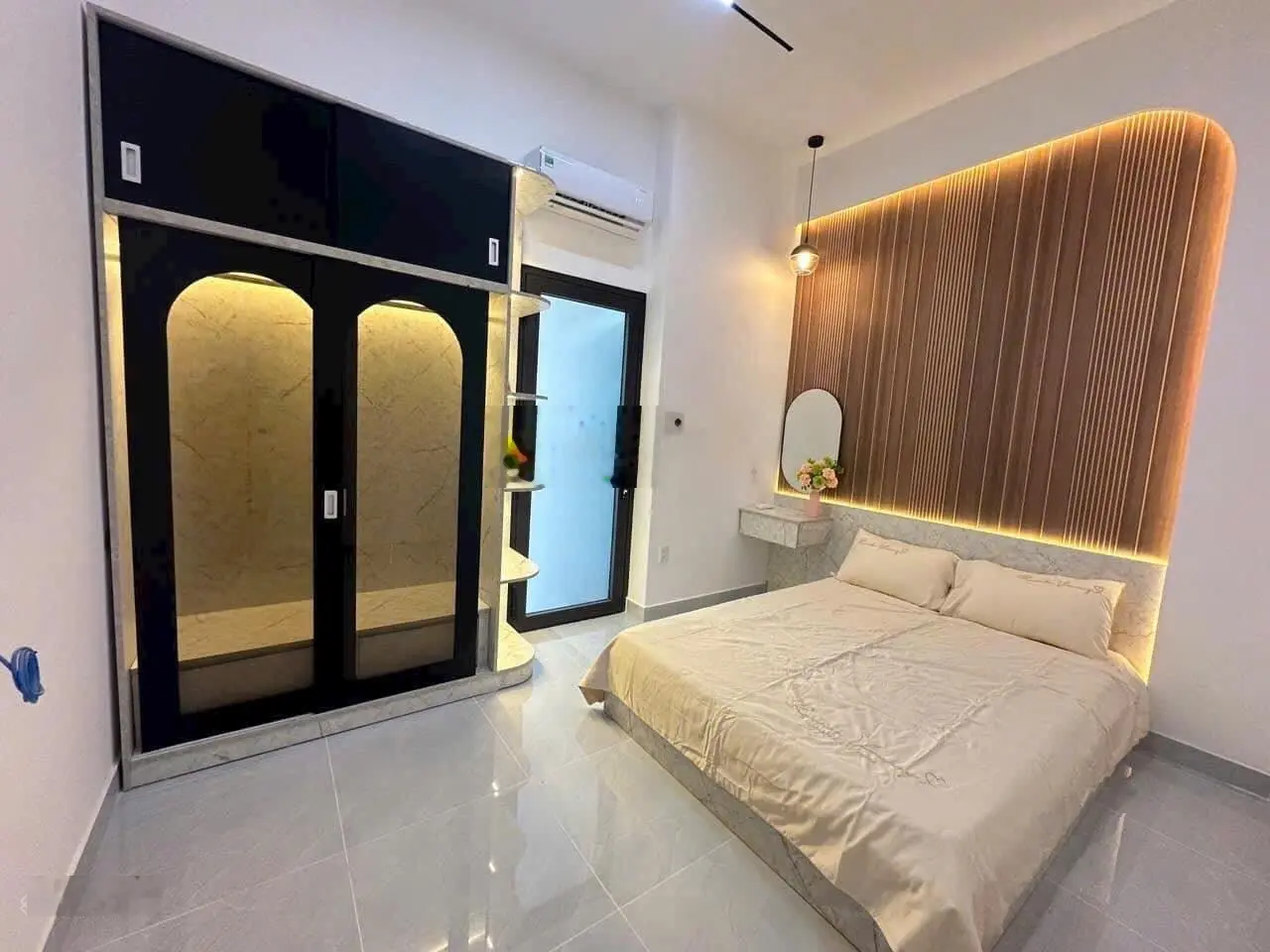 Ép giá bán gấp 42m2(4x10,5) 3,6tỷỷ 2lầu2PN Huỳnh Tịnh Của Q.3 Hẻm 2 oto,SHR - GỌI NGAY Ngọc Thơ