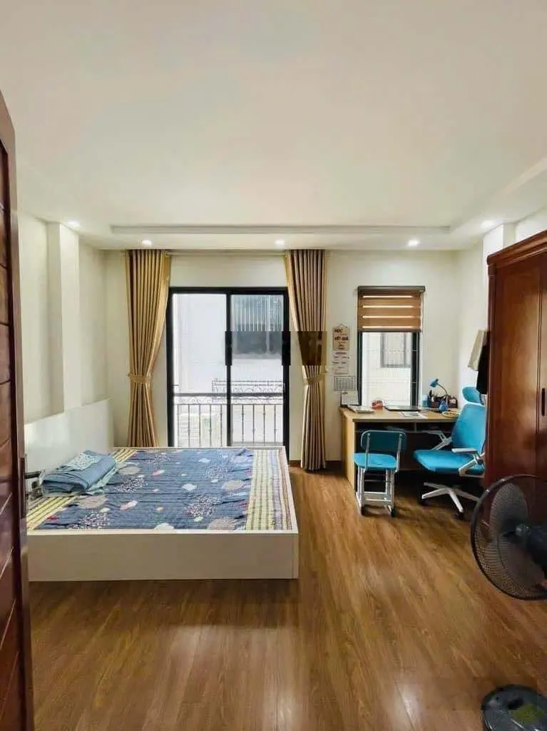 Bán nhà đường Trường Chinh Cách 1 Nhà Ra 2 Ô Tô Tránh Ngõ Riêng 43m2 5 Tầng Nhà Đẹp Lung Linh