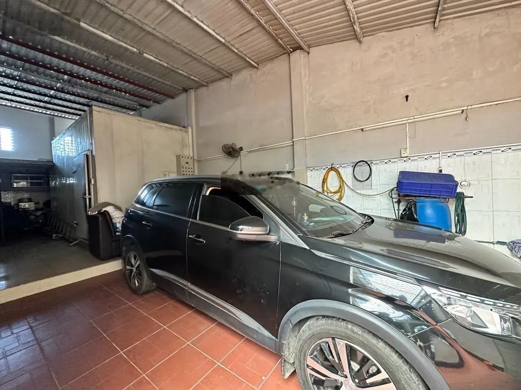 Bán nhà mặt tiền kinh doanh đa nghành - vị trí vip - f. tam phú, thủ đức - 140m2 vuông a4 - ngang