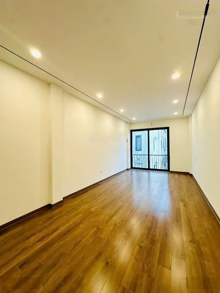 Siêu phẩm đại từ nhà mới koong thang máy xịn phân lô vip 6 tầng hiện đại