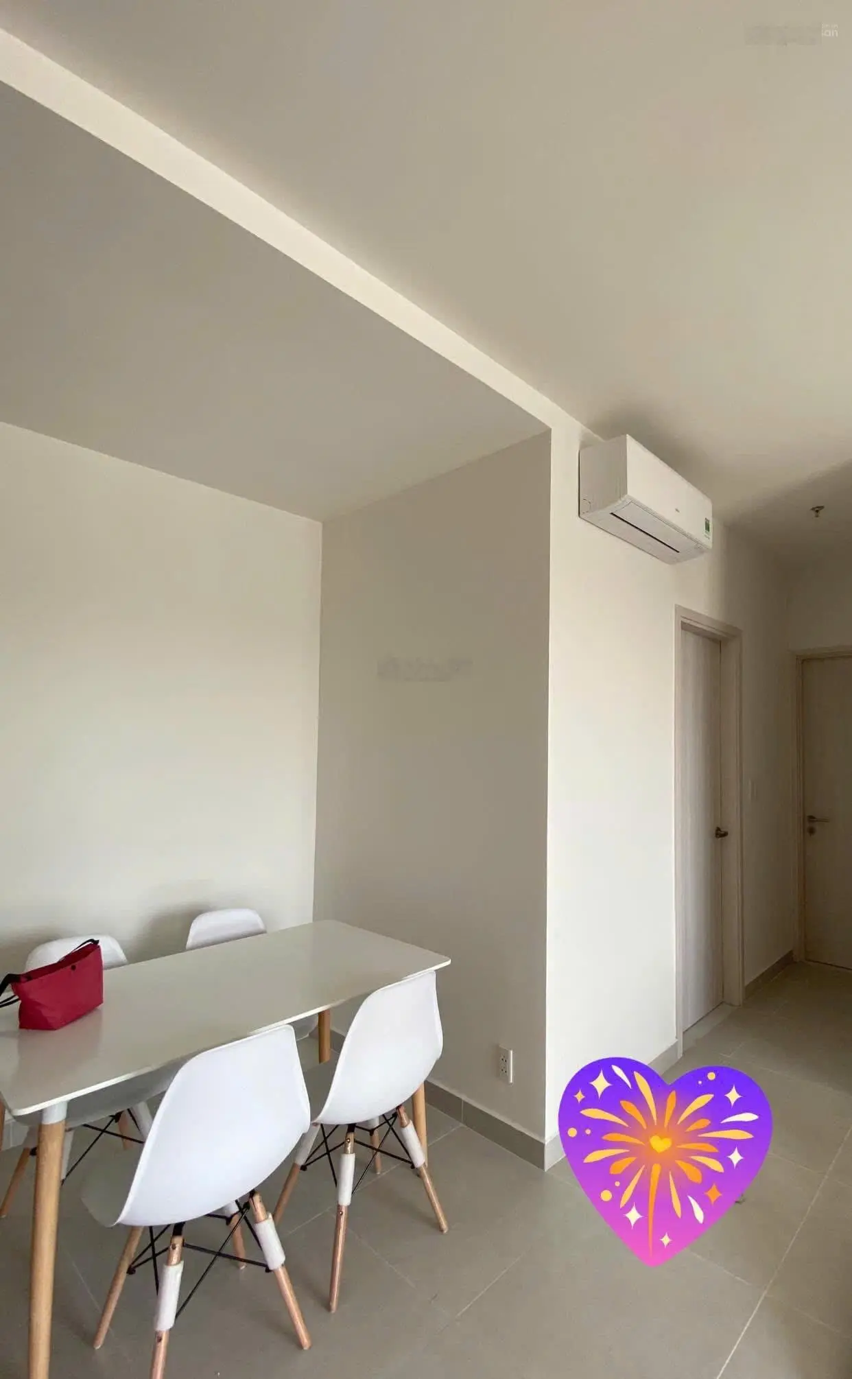 Cần bán nhanh căn góc 2 phòng ngủ full nội thất Compassone sổ hồng riêng