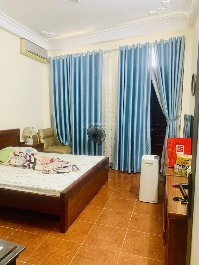 Bán nhà Đại Từ, ngõ thông kinh doanh, ô tô qua nhà - ôtô tránh thoải mái, gần trường chợ, về ở ngay