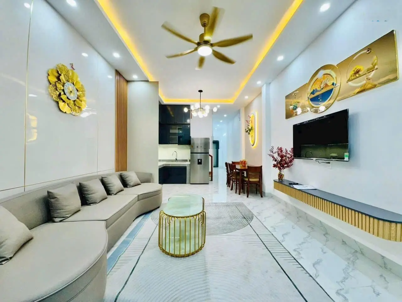 Bán nhà cho thuê dt 64m2 shr nằm ngay đường trần văn kiểu p11 q6 đường trước nhà 6m kdc đông đúc