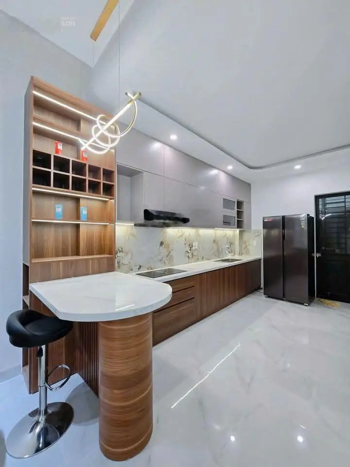 Định cư úc cần bán nhà bà hạt, quận 10-giá:3.2tỷ/76.8m2(4.8x16m). sổ sẵn. đang cho thuê 24 triệu