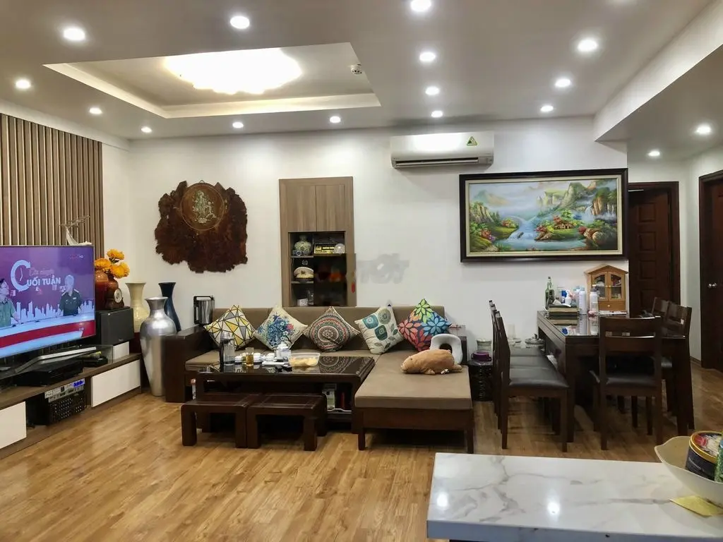 Tôi chính chủ, bán lô góc 105m2- tầng 12- CC 54 Hạ Đình- full nội thất