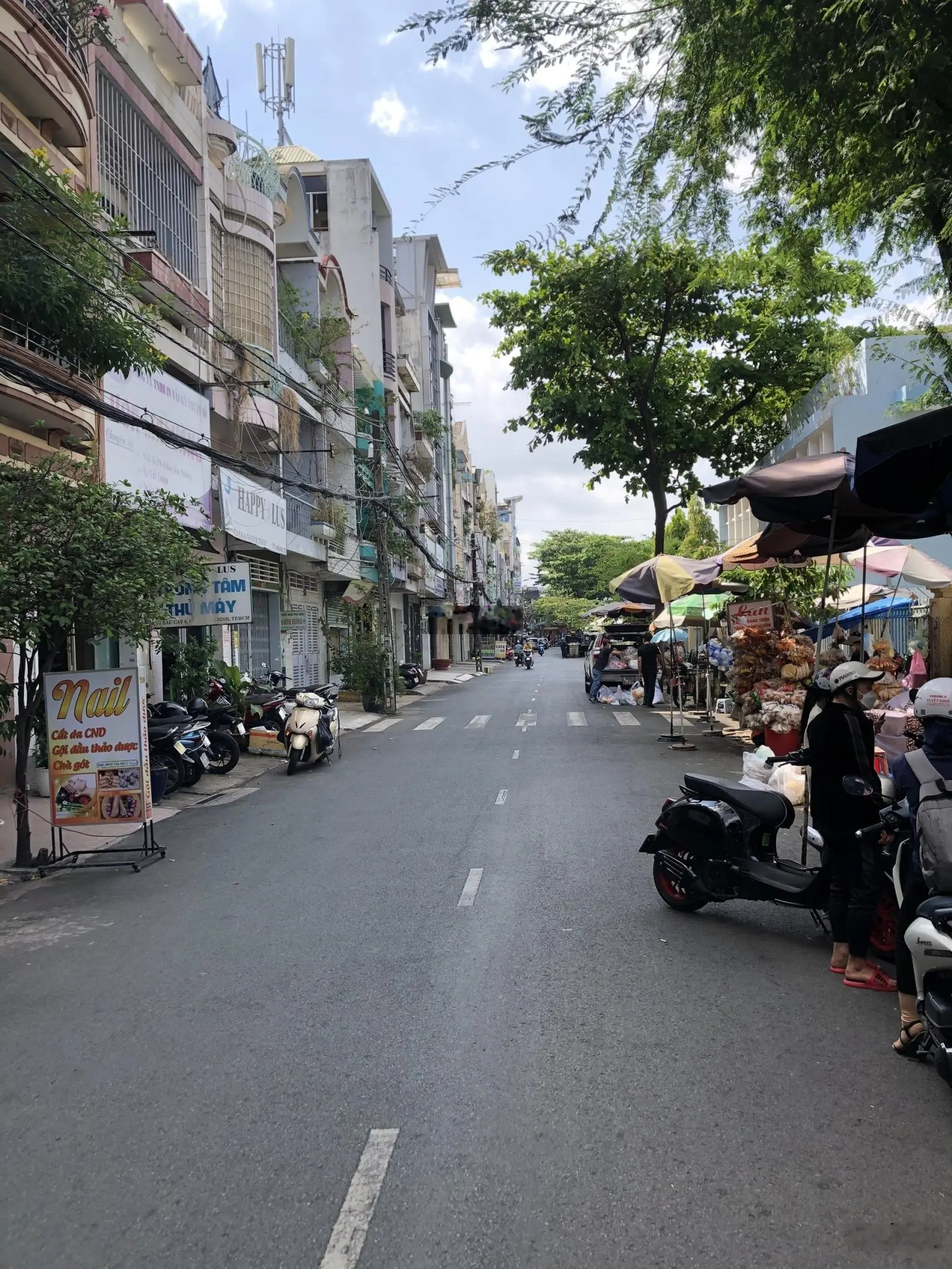 5 x 27m, bán dãy CHDV: Hầm - 5 tầng khu Nguyễn Trọng Tuyển - P. 1 (giá 24,5 tỷ)