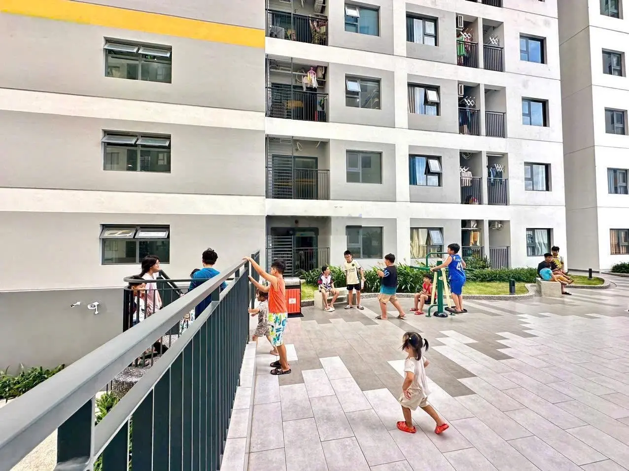 BÁN CĂN HỘ 2PN+ 2WC, 60M2, GIÁ 1,5 TỶ, VÀO Ở NGAY.