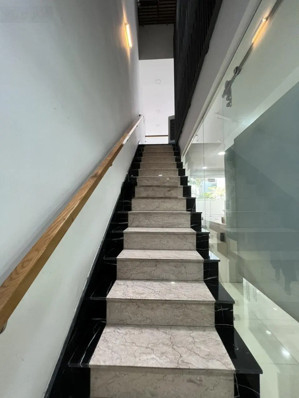 Bán siêu villa chính chủ tâm huyết thiết kế rất đẹp - khu biệt lập - hẻm xe tải quay đầu