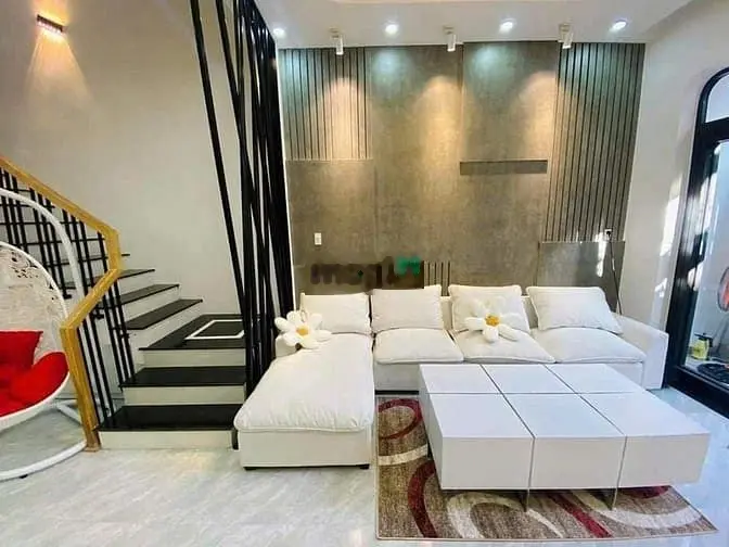 Cần bán gấp nhà giá tốt Bình Tiên, Q6, 50m2, 2tỷ800, sỗ sẵn.