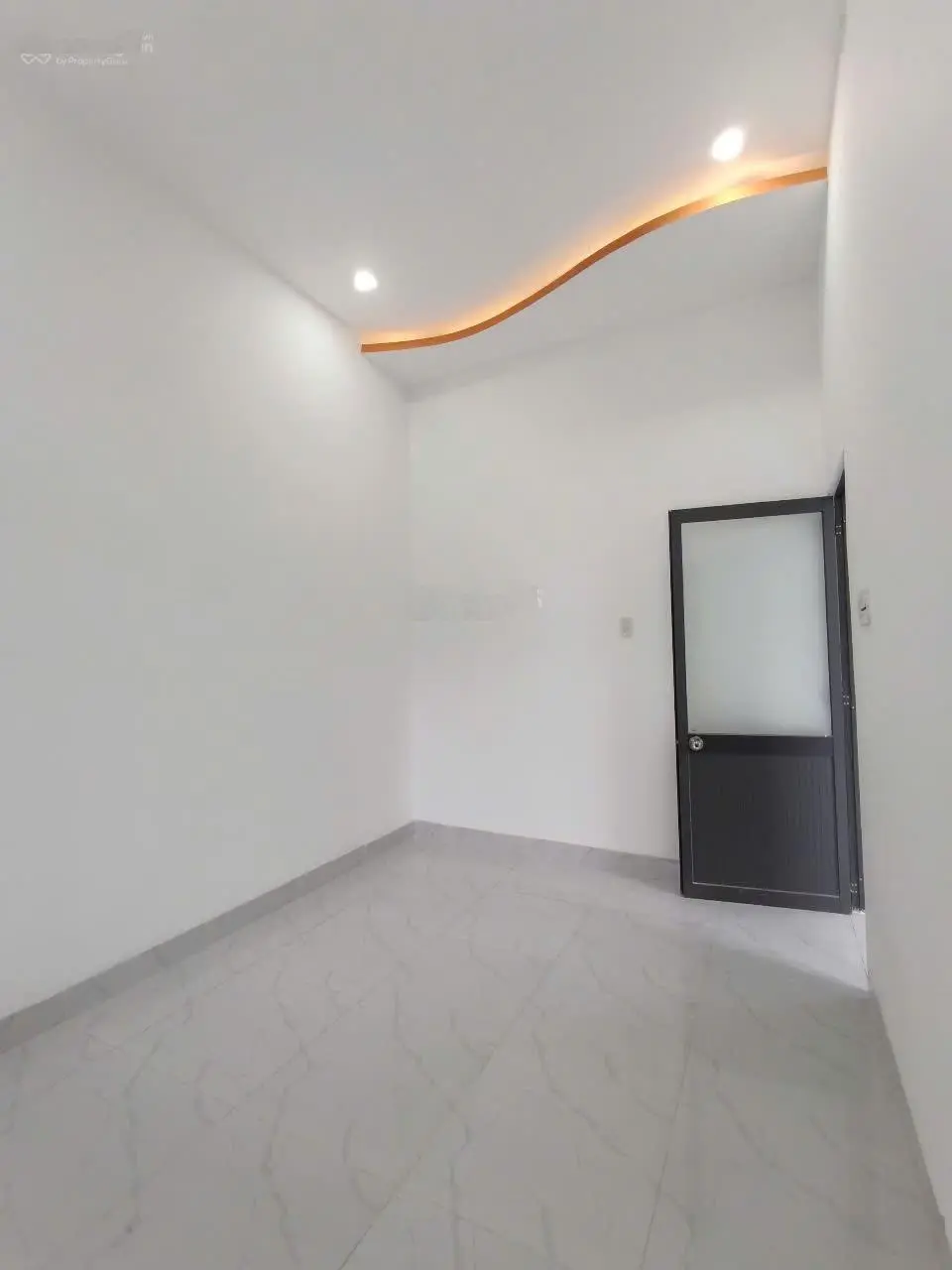 Cần bán nhà mới xã Diên An hẻm đường Thông Tin, căn góc đường oto, sổ full thổ cư