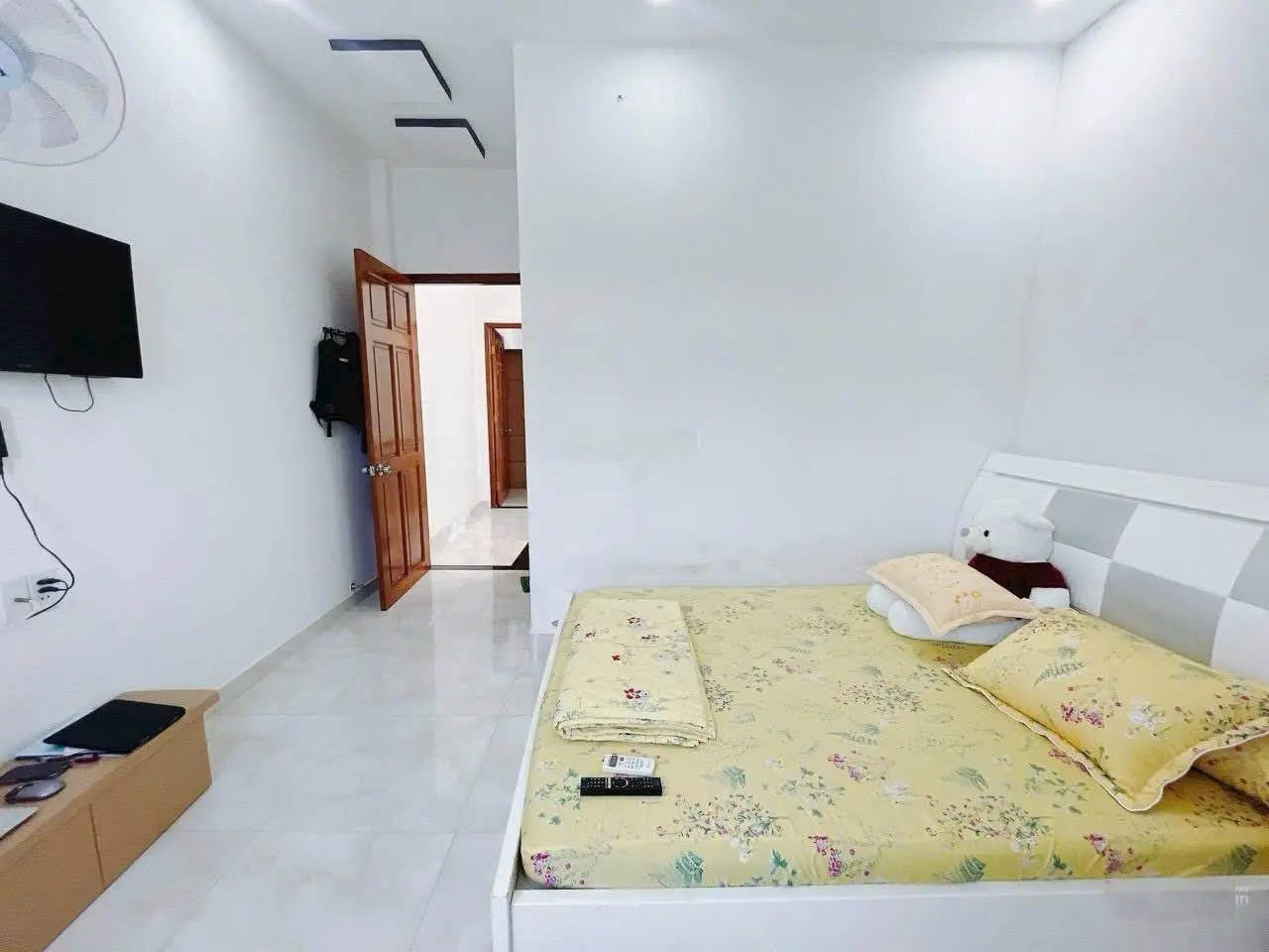 Bán gấp nhà 1trệt 2 lầu diện tích 60m2 nằm phía sao UBND Phường 9. LH 0344449446