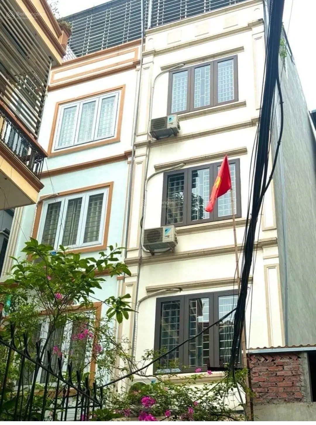 Bán nhà Đại Đồng 32m 4 tầng dân xây 3 thoáng chỉ 4.68 tỷ
