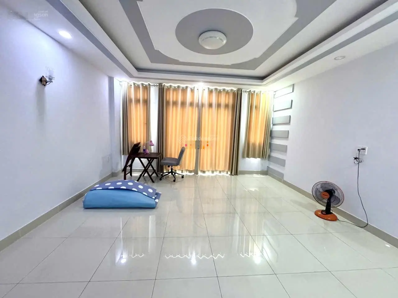 Bán căn nhà tại Nhiêu Trứ, Phú Nhuận. Giá 7ty5 giao dịch nhanh