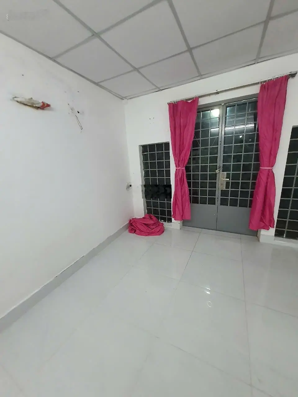 Bán nhà 1/ Phan Đăng Lưu, P7, PN. DT 15m2, 3 tầng, 2PN. Cách mặt tiền chỉ 40m