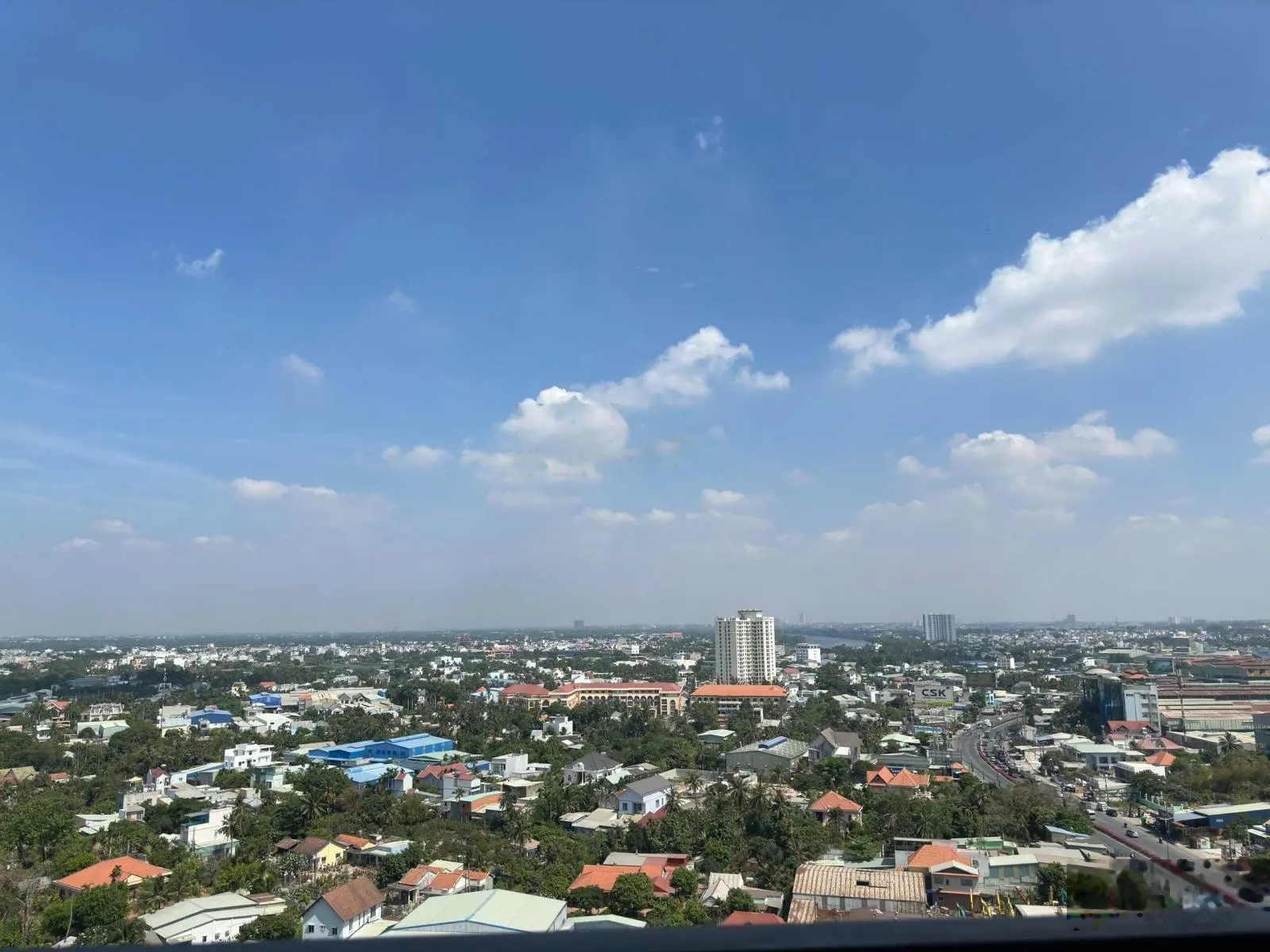 Thanh lý gấp căn góc 2PN suất nội bộ CĐT view Landmark 81 - chiết khấu 9% - tặng 5 chỉ vàng